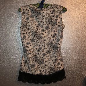 Floral Blouse w/ Lace